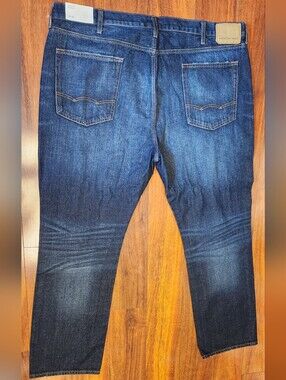 AMERICAN EAGLE Original Straight Leg Jeans Mens 44x32 Dark Wash Denim Cotton NWT
